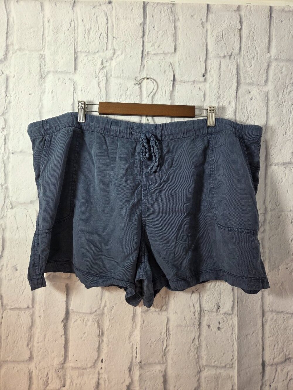 Gap XXL Blue Lightweight 100% Lyocell Drawstring Summer Casual Shorts